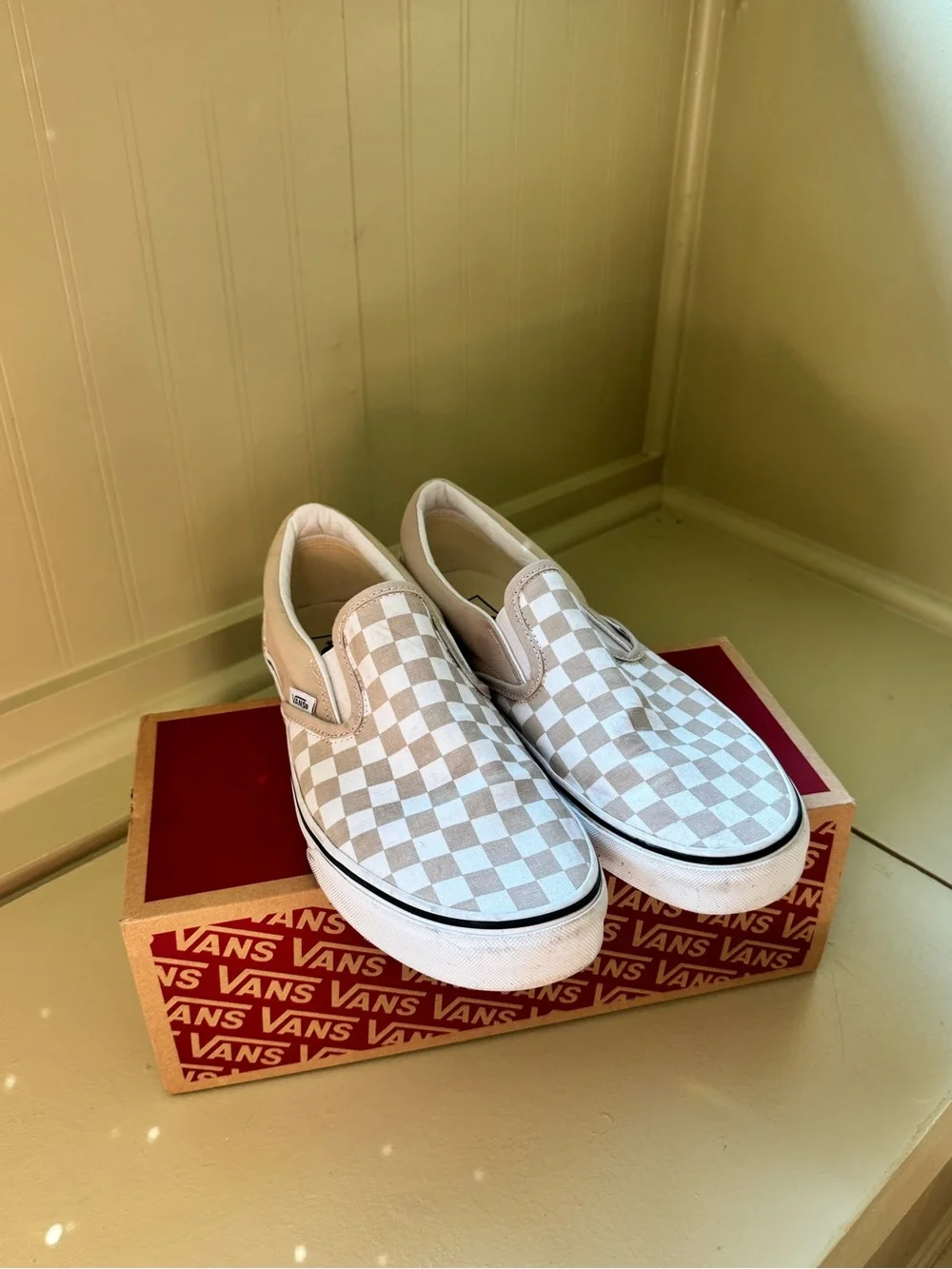 Vans Slip-On Checkerboard in White and Tan